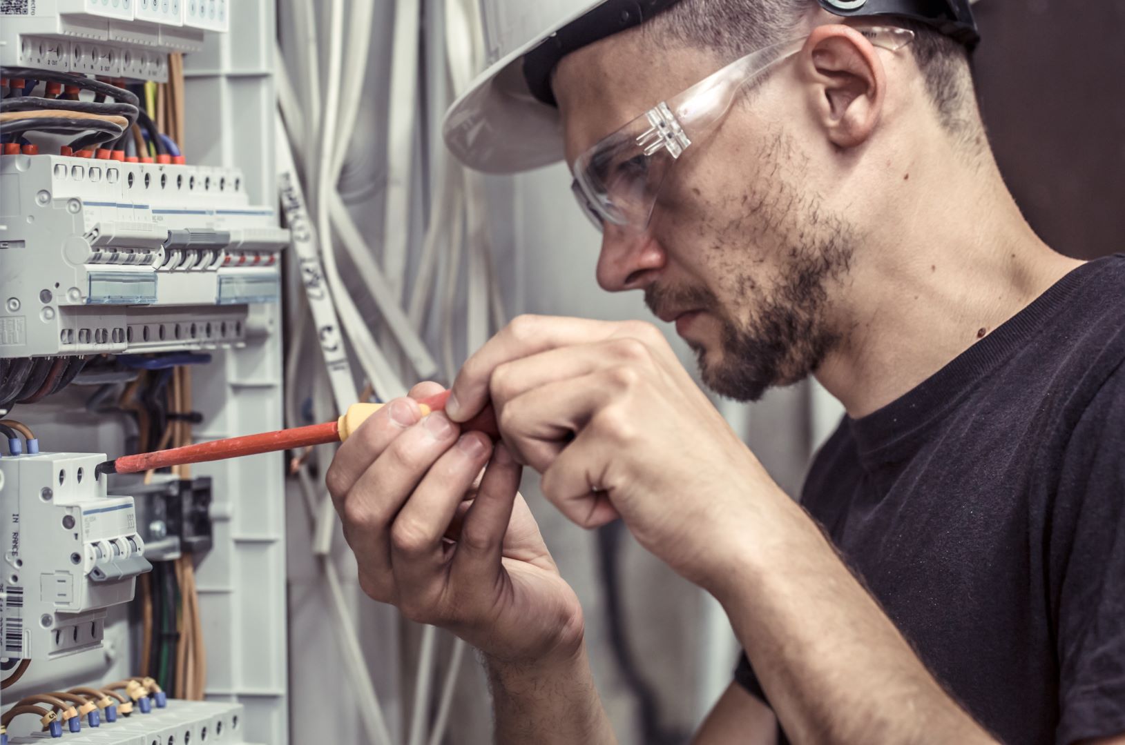inspection electrique mise aux normes nfc electricien perpignan